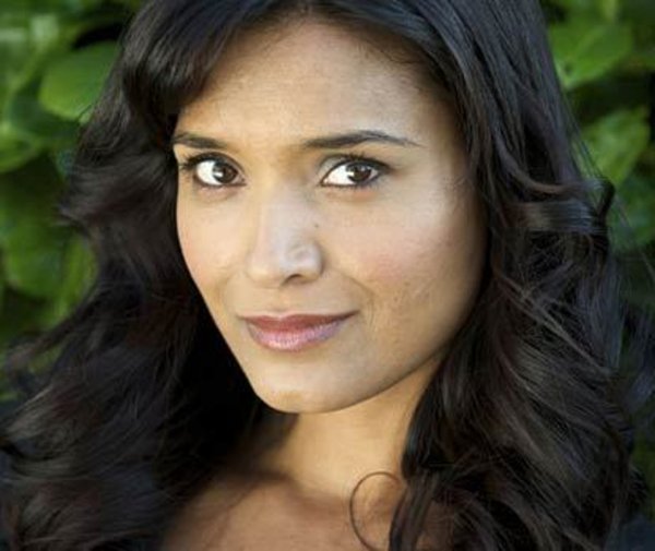 and pathetic male fantasy may I present the cutely sexy Shelley Conn